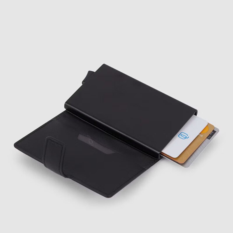 CREDIT CARD HOLDER