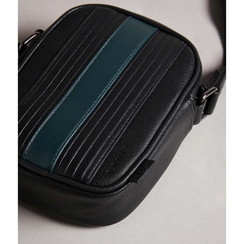 EVVER Striped PU Flight Bag