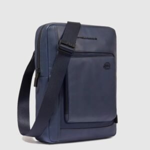 Crossbody bag in leather with RFID protection