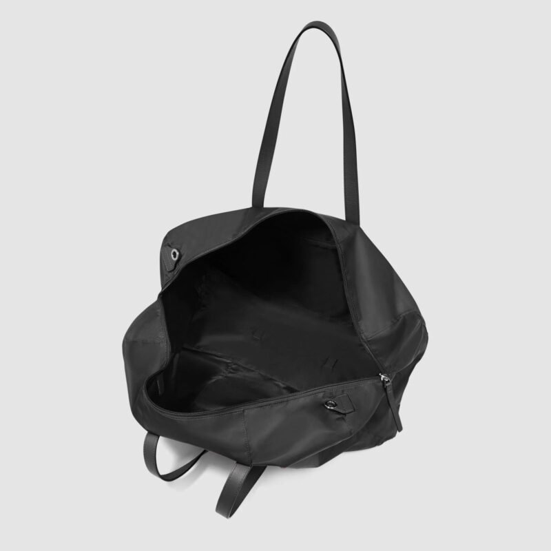 Foldable duffel bag