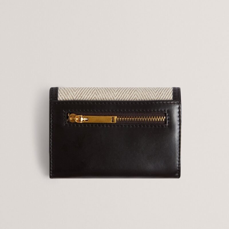 TASHI Herringbone Canvas Small Bar Detail Purse