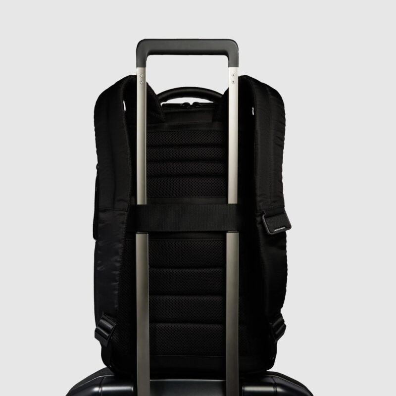 Travel laptop backpack 15,6"