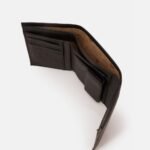 Leather compact wallet