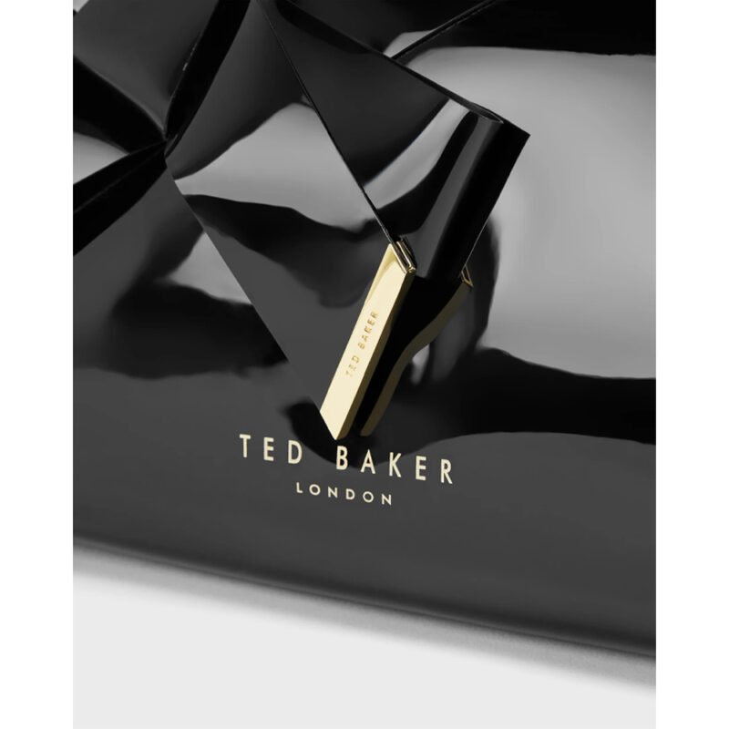 NICCO Knot Bow Branded Vinyl Washbag