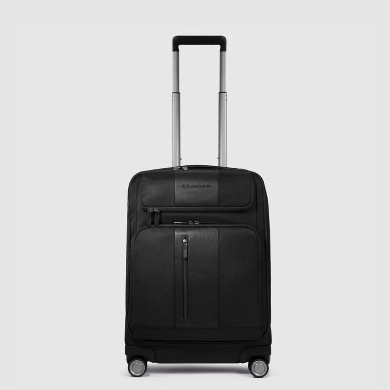 Cabin size Suitcase with computer compartment