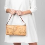 Geo Classic Pochette with wristband