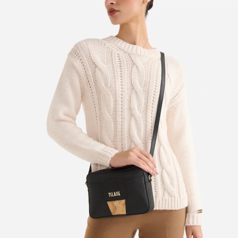 Windy City Saffiano  Crossbody bag