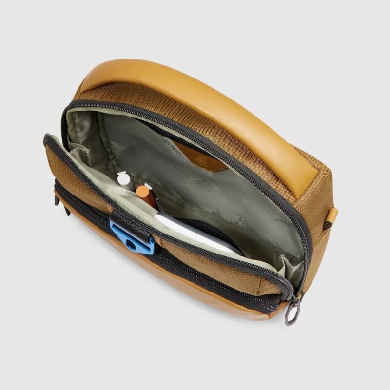 City Crossbody Bag