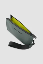 Wristlet clutch bag
