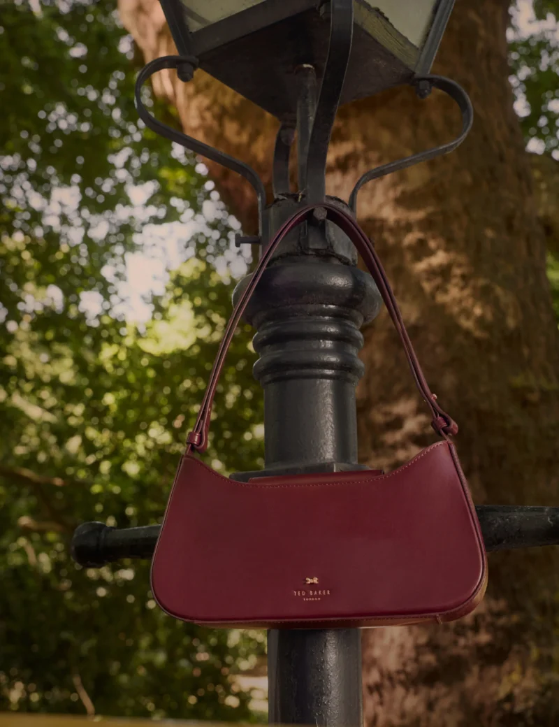 CURLO Leather Baguette Shoulder Bag