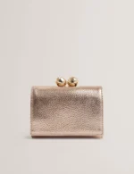 ROOSA Rose Clasp Small Trifold Leather Purse
