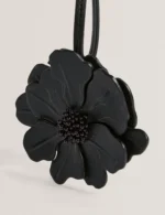 FLORIIS Flower Keyring Charm